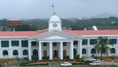 ധനവകുപ്പിന്റെ പല്ല് കൊഴിക്കും,സ്വതന്ത്രാധികാരം ഇല്ലാതാക്കും,സെന്തിൽകുമാര് കമ്മിറ്റി നിര്ദ്ദേശം പരിഗണനയില്