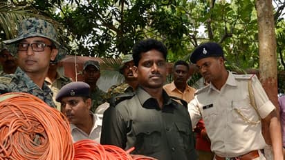 ಕುಖ್ಯಾತ ನಕ್ಸಲ್ ಕುಂದನ್ ಪಹಾನ್ ಶರಣಾಗತಿ; 20 ವರ್ಷ ಸುಮ್ಮನೆ ಟೈಂವೇಸ್ಟ್ ಆಯ್ತೆಂದ ನಕ್ಸಲ್