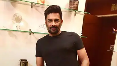 প্রকাশ্যেই বিয়ের প্রস্তাব! ৪৯-এর ম্যাডির প্রেমে হাবুডুবু তরুণী