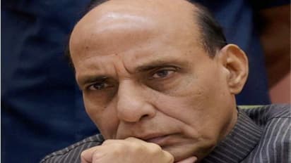 பாஜக ஆளும் மாநிலத்தில் ராஜ்நாத் சிங்-க்கு மரியாதை தர மறுத்த காவலாளர்கள் – பதறிப்போன உயரதிகாரிகள்…