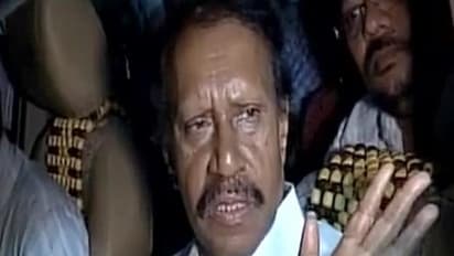 கே.பி.முனுசாமியை உதாசினப்படுத்திய தம்பிதுரை - குழப்பத்தில் நீடிக்கும் அதிமுக...!