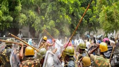 #BREAKING தூத்துக்குடி துப்பாக்கிச்சூடு ஜனநாயகத்தின் மீது விழுந்த வடு... சென்னை உயர்நீதிமன்றம்..!