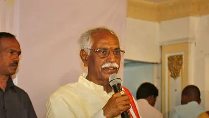 Bandaru Dattatreya dares Chandrasekhar to quit politics if BJP wins second term