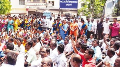 சொன்னபடி போராட்டத்தில் குதித்த ஜாக்டோ – ஜியோ; கரூரில் மட்டும் 1332 பெண்கள் உள்பட 1815 பேர் கைது…