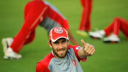 KXIP vs RPS highlights: Maxwell muscles Kings XI to a 6-wicket win