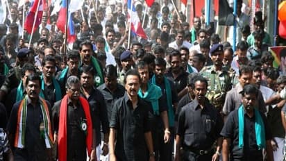 ஸ்டாலினுக்கு அதிரடி தடை! போலீசாரின் சம்மனை வாங்க மறுத்து செயல் தல...