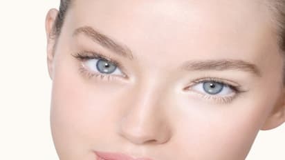 பாசிப்பயறை இப்படி பயன்படுத்தினால் சருமம் பளபளவென மின்னும்... ஆண்கள் கூட பயன்படுத்தலாம்...