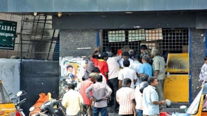 "போன வருடம் டாஸ்மாக் நஷ்டத்தில் இயங்கியதாம்" - ஆண்டறிக்கையில் தகவல்!!