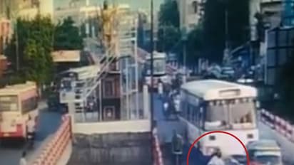 [Video] 3 killed as APSRTC bus rams into them at Budameru flyover in Vijayawada
