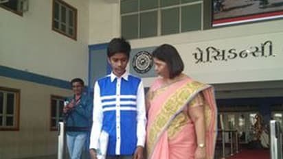 ತಂದೆಯ ಮೃತದೇಹ ಮನೆಯಲ್ಲಿದ್ದಾಗಲೇ ಹೋಗಿ ಪರೀಕ್ಷೆ ಬರೆದು ಬಂದ ವಿದ್ಯಾರ್ಥಿ