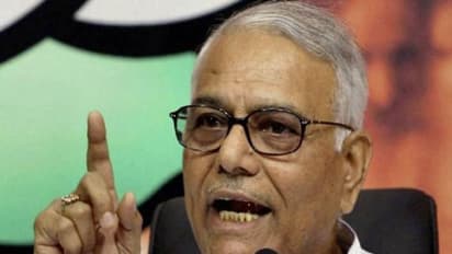 எமர்ஜென்சியை விட மோசமானது! மோடி ஆட்சி குறித்து யஷ்வந்த் சின்ஹா கடும் தாக்கு !!