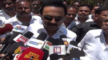 "தமிழகத்தில் உள்ளாட்சி தேர்தலுக்கு முன்னாடியே சட்டமன்ற தேர்தல் வந்துடும்" - ஸ்டாலின் ஆருடம்