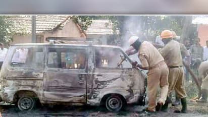 ಹೊಸನಗರದಲ್ಲಿ ಹೊತ್ತಿ ಉರಿದ ಓಮ್ನಿ ಕಾರು