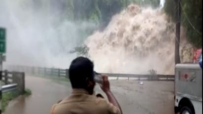 திருச்சூர் அதிரபள்ளியில் ஆர்ப்பரித்து கொட்டும் அருவி..! பார்க்க 1000 கண் போதாது..!