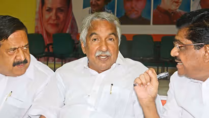 കോണ്‍ഗ്രസ് പുന:സംഘടനക്കെതിരെ എ-ഐ ഗ്രൂപ്പുകൾ