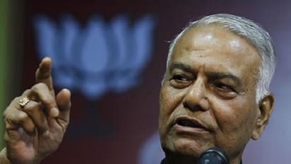 സാമ്പത്തിക രംഗത്തെ മാന്ദ്യത: കേന്ദ്രത്തിനെതിരെ രൂക്ഷ വിമര്ശനവുമായി യശ്വന്ത് സിന്ഹ