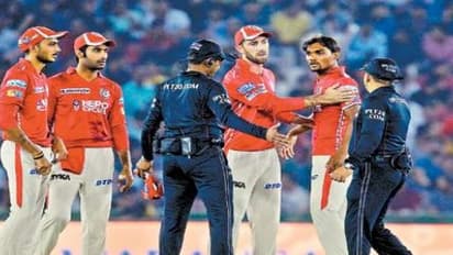 நடுவருடன் வீண் வாதத்தில் ஈடுபட்ட சந்தீப்புக்கு சம்பளத்தில் 50 சதவீதம் அபராதம்…