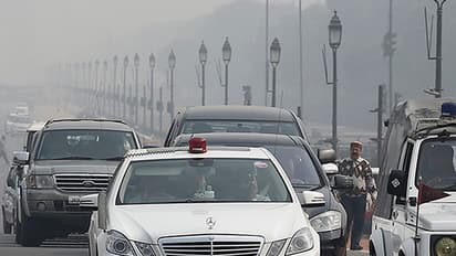 176 ಸರ್ಕಾರಿ ಅಧಿಕಾರಿಗಳಿಗೆ ನಿವೃತ್ತಿ ತೆಗೆದುಕೊಳ್ಳಲು ಸರ್ಕಾರ ಸೂಚನೆ