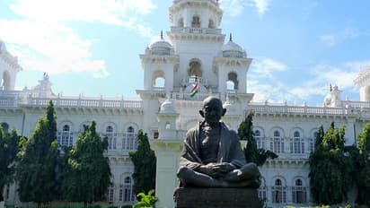 తెలంగాణాలో బిజెపి, కాంగ్రెస్ భాయీ ... భాయీ