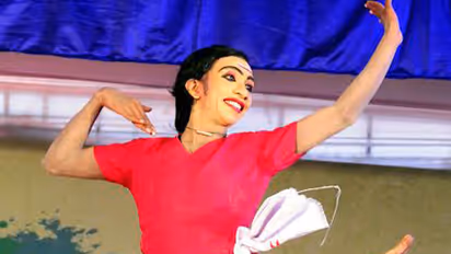 ജനം ഒഴുകിയെത്തിയ അഞ്ചാം ദിനം