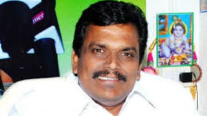 கோயிலாக வணங்கிய போயஸ் கார்டனில் ரெய்டு பண்ணவச்சுட்டாரே இபிஎஸ் !! குமுறித் தள்ளிய தங்க தமிழ் செல்வன் !!!