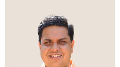 പൊലീസിനെ ഭീഷണിപ്പെടുത്തിയ കേസില് എ എന് ഷംസീറിന് മൂന്നുമാസം തടവ്