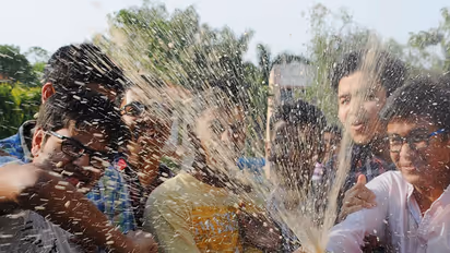 Security guard's son scripts success story, scores 91 %