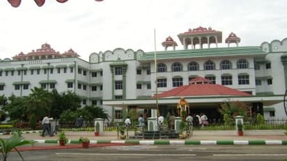 மருத்துவ படிப்பில் 85% உள் ஒதுக்கீடு – தமிழக அரசுக்கு உயர்நீதிமன்றம் நோட்டீஸ்!