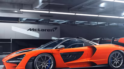 തെരുവുകുട്ടികള്ക്കായി കോടികളുടെ കാര് ലേലം ചെയ്തു