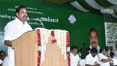 வயசான காலத்திலே நதிநீர் இணைப்பு பத்திய கவலையெல்லாம் இவருக்கு எதுக்குங்க ? ரஜினியை விளாசித் தள்ளிய முதலமைச்சர்!!