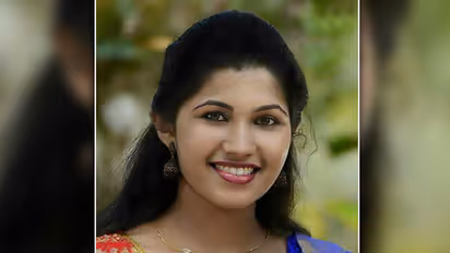 'നഷ്ടപ്പെട്ടവര്ക്ക് മാത്രമേ വേദനയറിയു'; മിഷേൽ ഷാജിയുടെ കല്ലറയ്ക്ക് മുൻപിൽ നിരാഹാര സമരത്തിനൊരുങ്ങി കുടുംബം