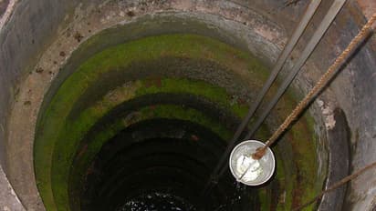 വീട്ടിലെ കിണര് നിറഞ്ഞ് കവിഞ്ഞ് വെള്ളം പുറത്തേക്ക്; സംഭവത്തിന് പിന്നില്