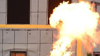 സുരക്ഷയൊരുക്കാന് അവര് ഒരുങ്ങി, സാഹസികതയുടെ പര്യായമായി സൗദി സേനയുടെ പരിശീലനം