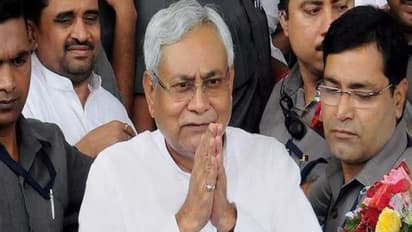 Bihar CM Nitish Kumar offers prayer at Bari Patan Devi temple on Ashtami: Pictures here