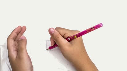 ഒരു കുഞ്ഞും വരയ്ക്കരുതാത്ത ചിത്രം!