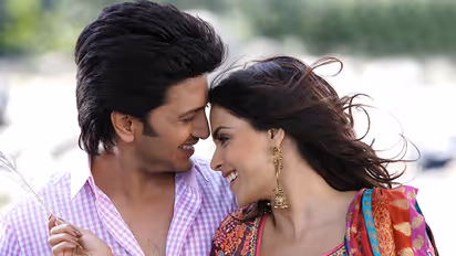 ನಿಮ್ಮ ನಗುವಿನ ಮೇಲೆ ಅವಲಂಭಿಸಿದೆ ನಿಮ್ಮ ಸಂಗಾತಿಯ ಆರೋಗ್ಯ!