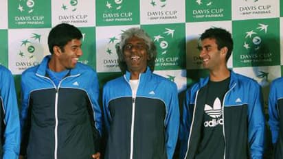 ಅಮೃತ್ ರಾಜ್'ಗೆ ಆಟಗಾರರ ಬೆಂಬಲ