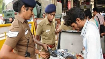 எச்சரிக்கை: இரயிலில் பட்டாசு கொண்டுச் சென்றால் மூன்று ஆண்டுகள் சிறை; ரூ.3000 அபராதம்…