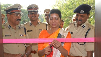 ఆమ్రపాలి ఫ్యాన్స్ కు చేదు వార్త