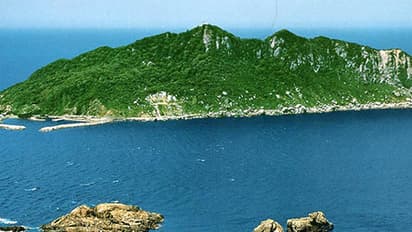 നഗ്നരായി മാത്രം പ്രവേശിക്കാവുന്ന ഒരിടം!