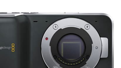 ಏಕಾಂಗಿಯಾಗಿ ಪ್ರತಿಭಟನೆಗಿಳಿದ ವಿಡಿಯೋಗ್ರಾಫರ್