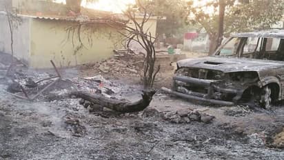 குஜராத்தில் மீண்டும் மதக்கலவரம்... 2 பேர் பலி - 50 வீடுகளுக்கு தீவைப்பு