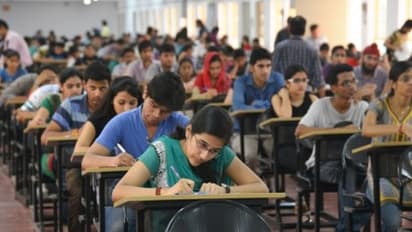 அப்படி என்னதாங்க இருக்கு நீட் தேர்வில்?? - இதை படியுங்கள்...!!!