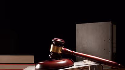 मथुरा में अवैध रूप से रहने वाले 17 बांग्लादेशियों को कोर्ट ने सुनाई सजा