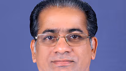 ആറ് കോടിയുടെ അഴിമതി: വികാരി മുങ്ങിയില്ലെന്ന് അതിരൂപത