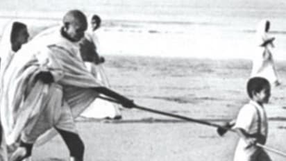 Why did Mahatma's grandson Kanubhai die a sad death?