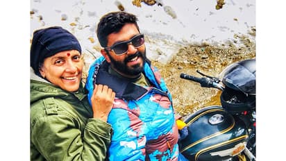 അമ്മയെയും കൂട്ടി ഒരു കിടിലന് ലോംഗ് ട്രിപ്പ്; യുവാവിന്റെ പോസ്റ്റ് വൈറലാവുന്നു