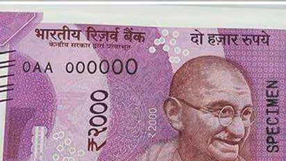 2000 ರೂ. ನೋಟಿನಲ್ಲಿ GPS ಅಳವಡಿಸಿಲ್ಲ - ಆರ್`ಬಿಐ ಸ್ಪಷ್ಟನೆ