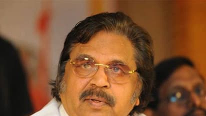 దాసరి సంస్మరణ సభ నిర్వహించే తీరిక లేదా?