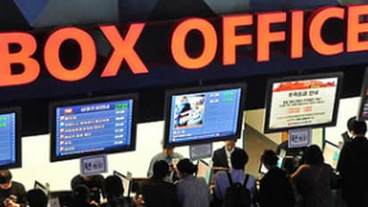 റിലീസ് ദിനത്തില് ഹിറ്റെന്ന് ഉറപ്പിച്ച അഞ്ച് സിനിമകള്; 2018ലെ ഏറ്റവും മികച്ച ആദ്യദിന കളക്ഷനുകള്